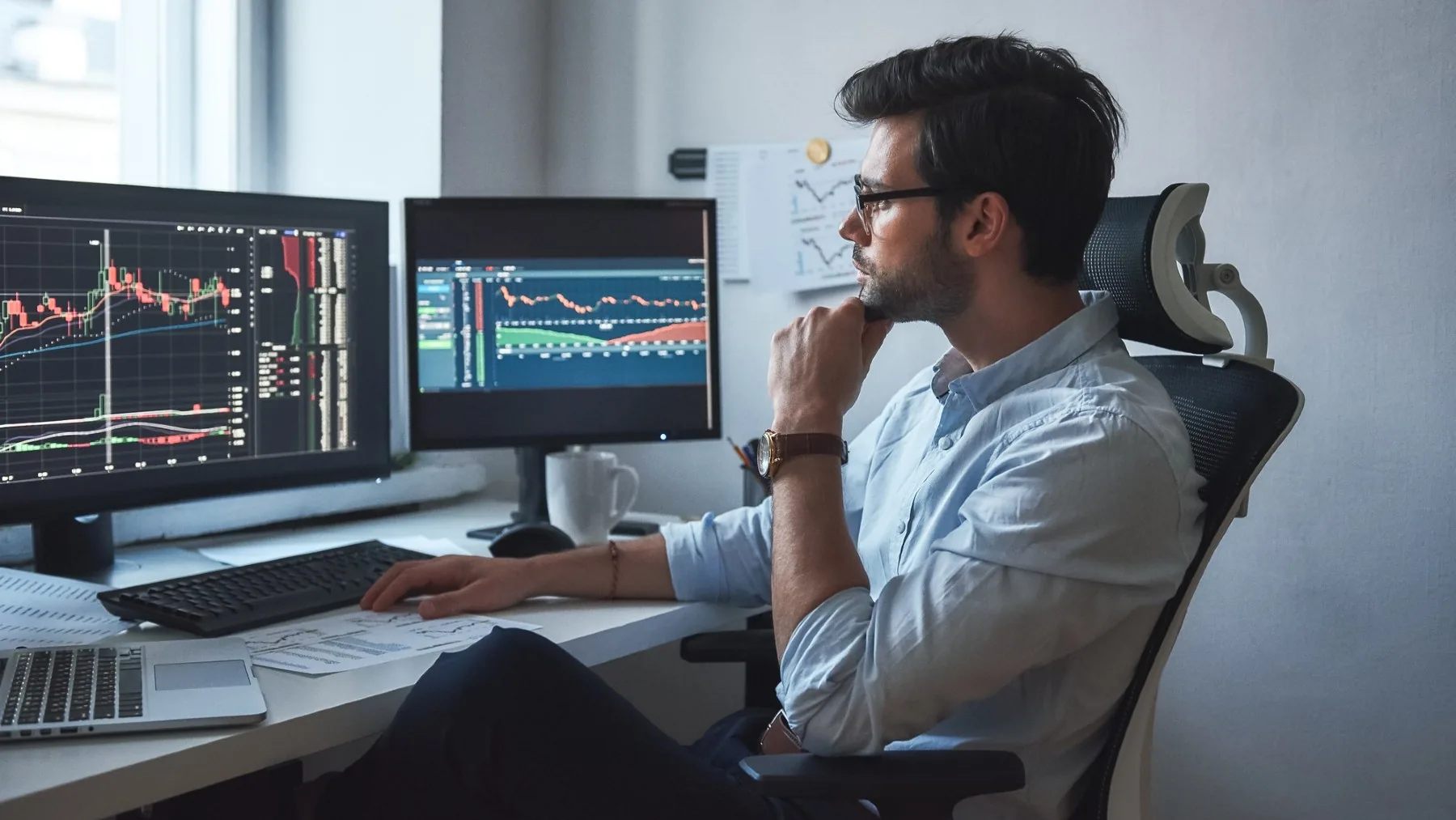 Análisis Técnico Avanzado: Indicadores y Patrones para Tomar Decisiones en Trading